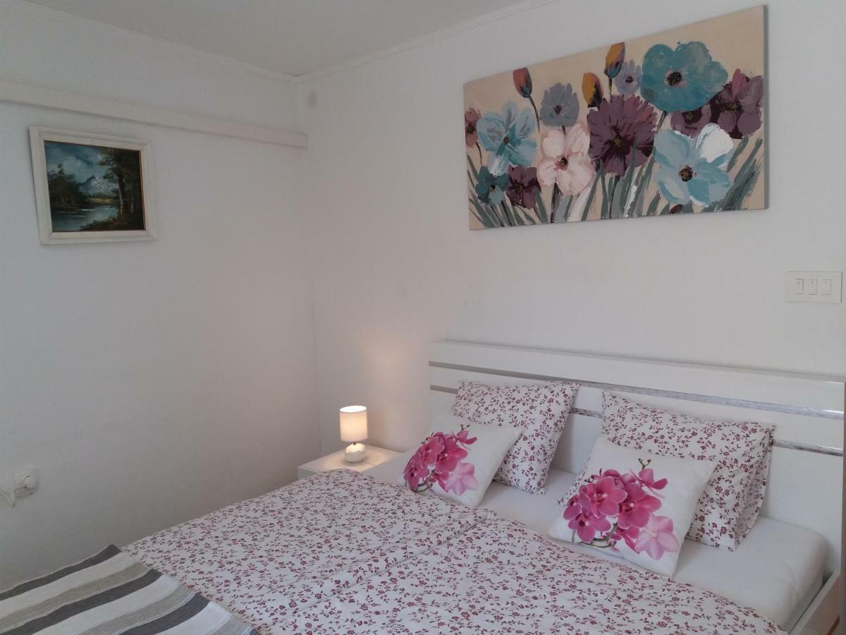 Flower Double Room Split - Dugopolje Exterior foto