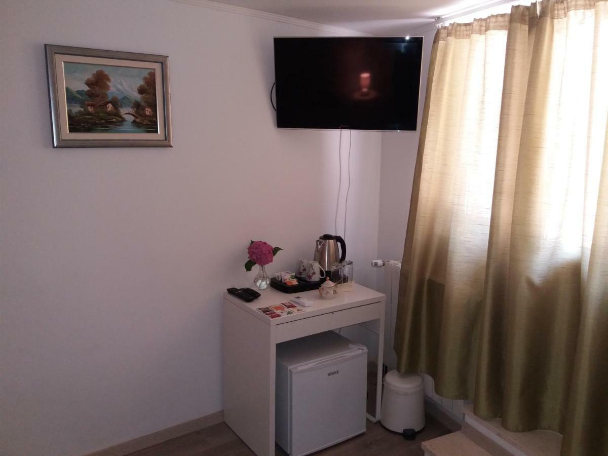 Flower Double Room Split - Dugopolje Exterior foto