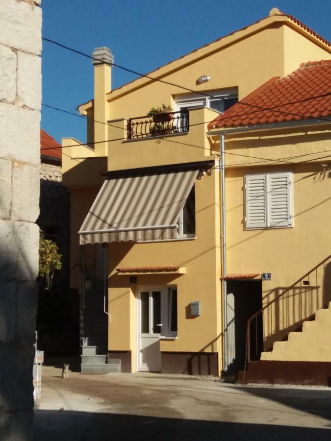 Flower Double Room Split - Dugopolje Exterior foto