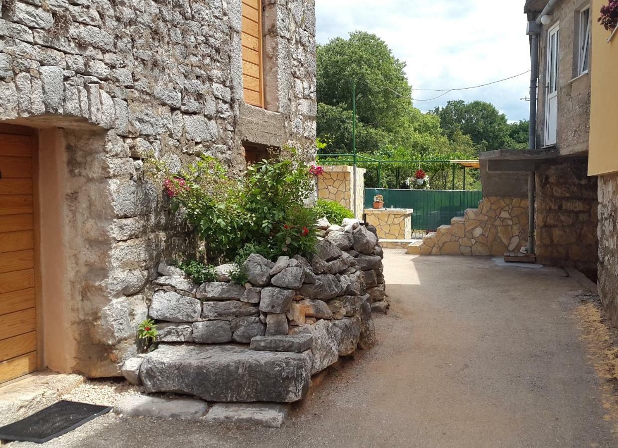 Flower Double Room Split - Dugopolje Exterior foto